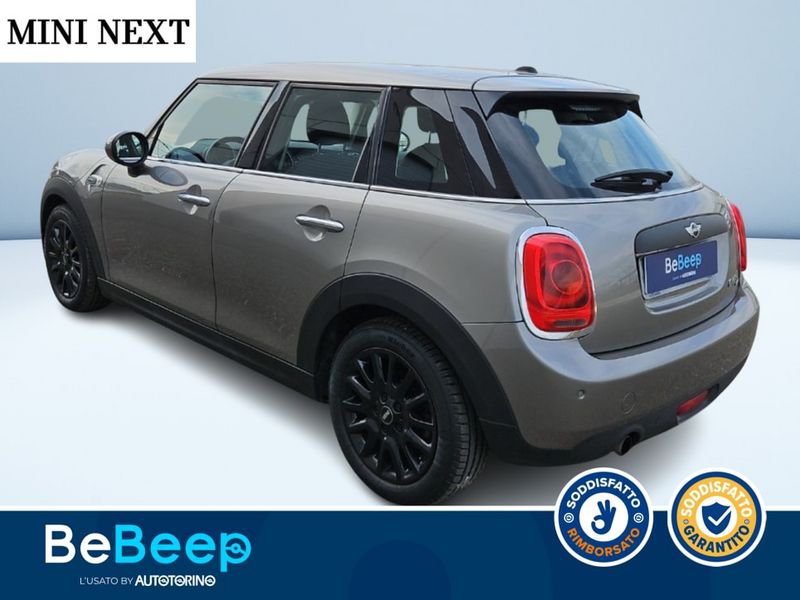 https://cdn-dk.caraffinity.it/dealer/datafiles/vehicle/images/800/35456/Zi78I2mv8JIsBtlX.jpeg