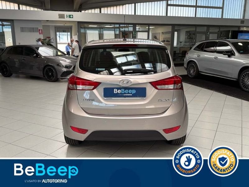 https://cdn-dk.caraffinity.it/dealer/datafiles/vehicle/images/800/35456/aD4yAYjy9kbvFSje.jpeg