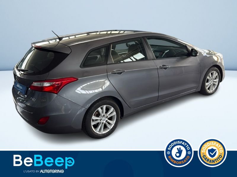 https://cdn-dk.caraffinity.it/dealer/datafiles/vehicle/images/800/35456/awLXU2YD9ZFVY7Iq.jpeg
