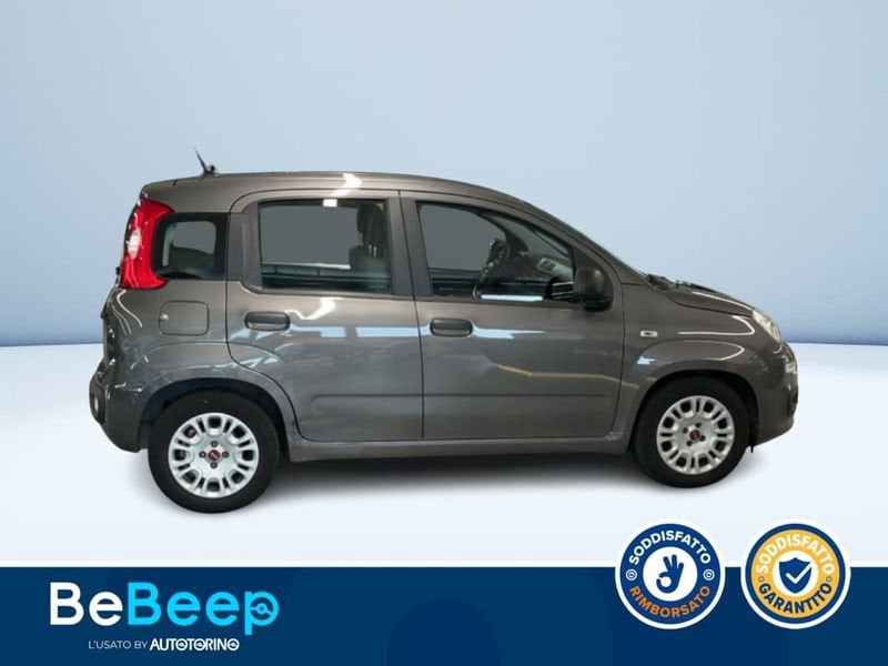 https://cdn-dk.caraffinity.it/dealer/datafiles/vehicle/images/800/35456/b2hCjL3lbUKuEdOL.jpeg