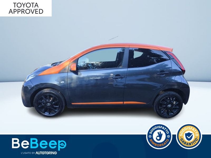 https://cdn-dk.caraffinity.it/dealer/datafiles/vehicle/images/800/35456/bFKb9qfb2bfGjwIe.jpeg