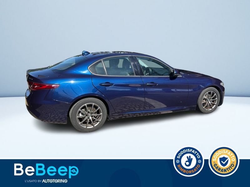 https://cdn-dk.caraffinity.it/dealer/datafiles/vehicle/images/800/35456/bNZYS8vIAsZl57mV.jpeg
