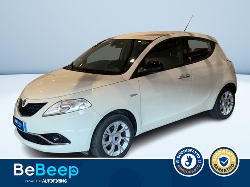 https://cdn-dk.caraffinity.it/dealer/datafiles/vehicle/images/800/35456/bbYsnaH95W86hrez.jpeg?format=jpeg