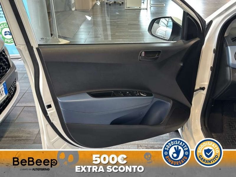 https://cdn-dk.caraffinity.it/dealer/datafiles/vehicle/images/800/35456/bbsplBW6RST9tzOe.jpeg
