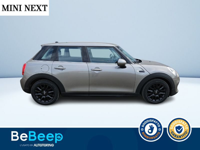 https://cdn-dk.caraffinity.it/dealer/datafiles/vehicle/images/800/35456/cndTW5G5QtwcKle6.jpeg