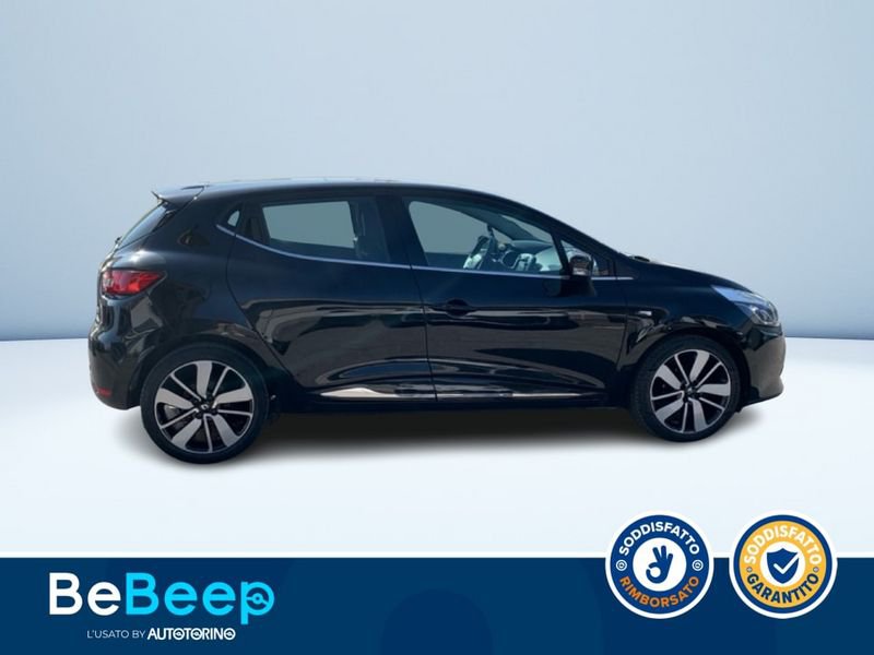 https://cdn-dk.caraffinity.it/dealer/datafiles/vehicle/images/800/35456/cvaVjk3Qj1Lp24Ga.jpeg