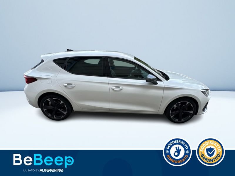 https://cdn-dk.caraffinity.it/dealer/datafiles/vehicle/images/800/35456/ecTCPg8NgT1GZZcr.jpeg