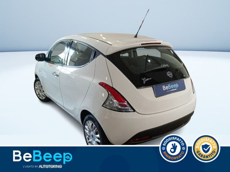 https://cdn-dk.caraffinity.it/dealer/datafiles/vehicle/images/800/35456/g5SSVl69Y8Wi2Yp2.jpeg