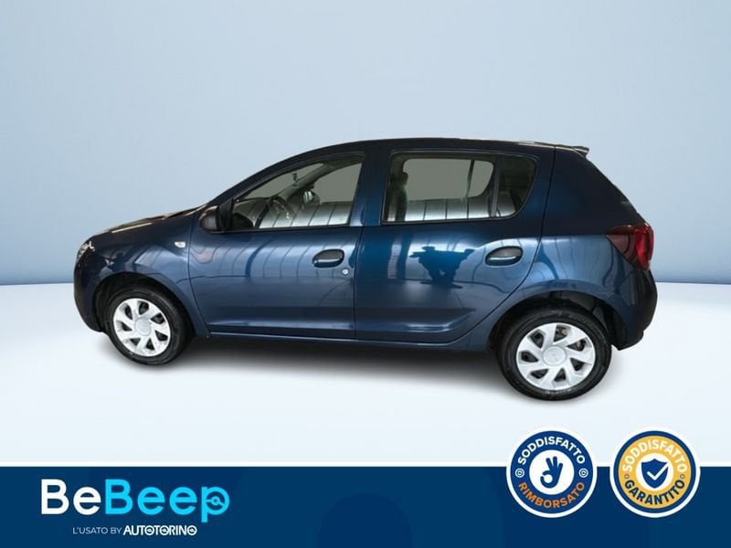 https://cdn-dk.caraffinity.it/dealer/datafiles/vehicle/images/800/35456/gLGEcj2xUYCWhMT8.jpeg