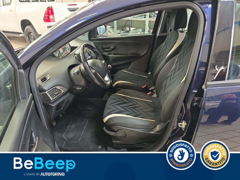 https://cdn-dk.caraffinity.it/dealer/datafiles/vehicle/images/800/35456/hTgSEkGp4ORDd5cC.jpeg