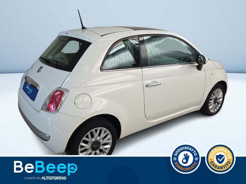 https://cdn-dk.caraffinity.it/dealer/datafiles/vehicle/images/800/35456/hZ15DTYichdt0qVj.jpeg