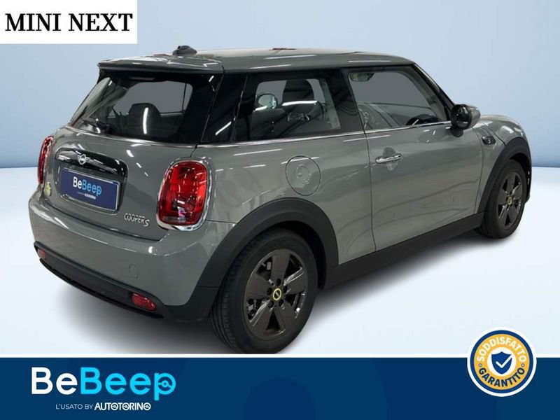 https://cdn-dk.caraffinity.it/dealer/datafiles/vehicle/images/800/35456/kQH3agNHfEC9N68t.jpeg