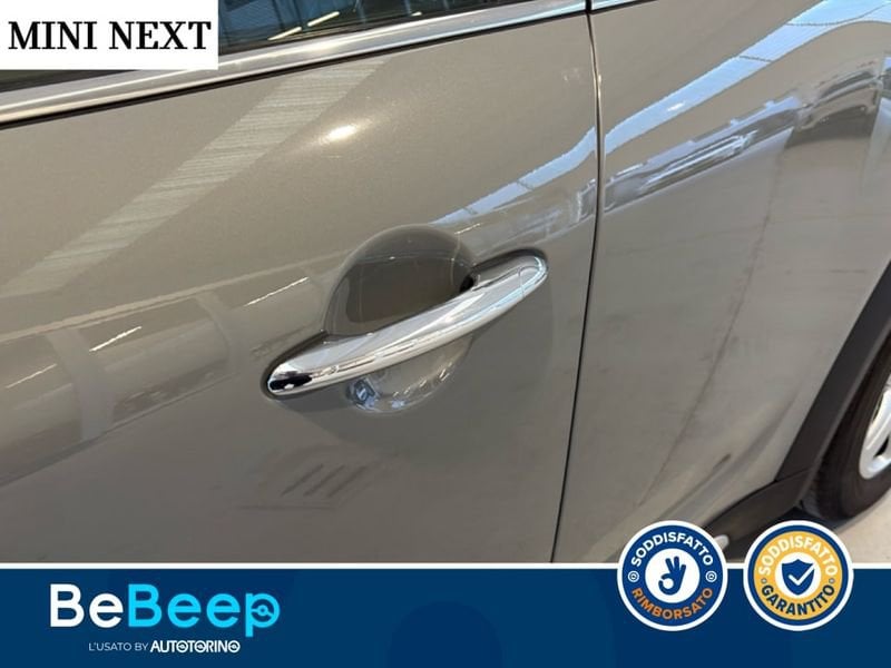 https://cdn-dk.caraffinity.it/dealer/datafiles/vehicle/images/800/35456/l4jsrnpuQi2ISvdX.jpeg