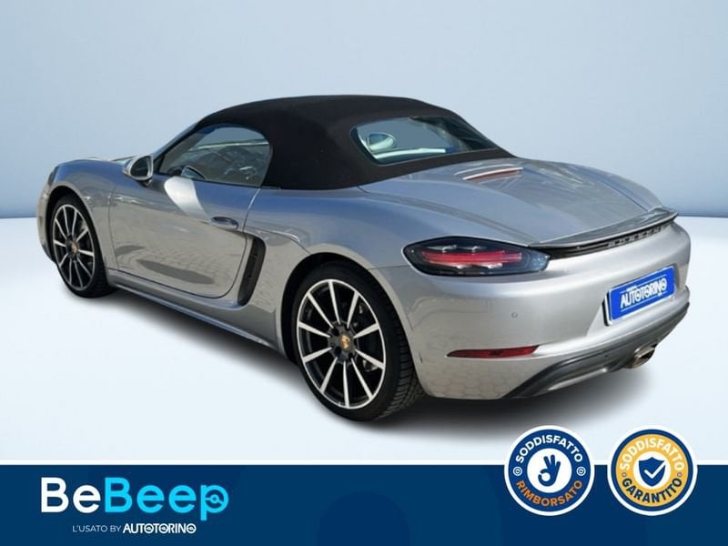 https://cdn-dk.caraffinity.it/dealer/datafiles/vehicle/images/800/35456/l5nFdOmVfcomeoM2.jpeg
