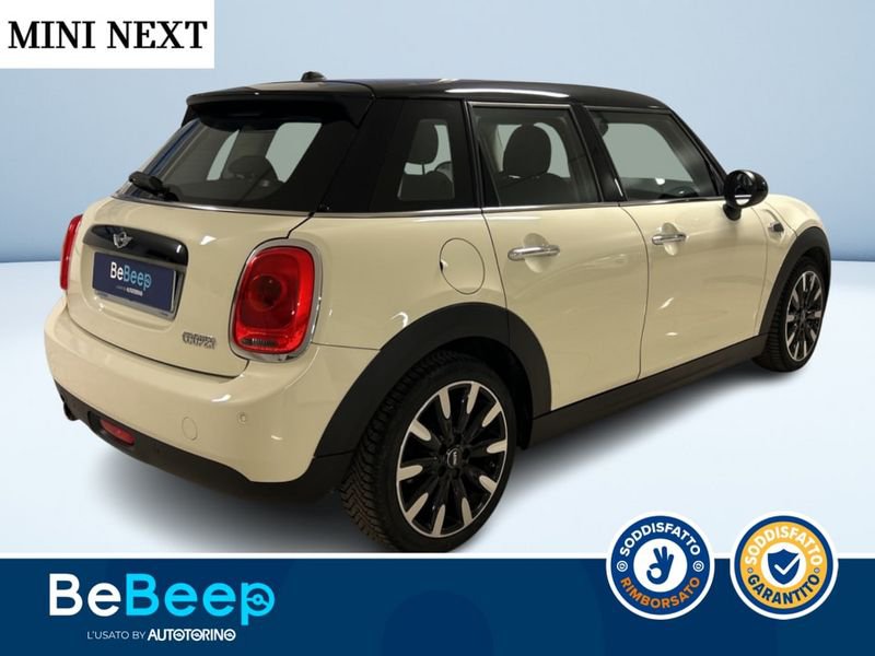 https://cdn-dk.caraffinity.it/dealer/datafiles/vehicle/images/800/35456/lSGrS0wtgivmbW1c.jpeg