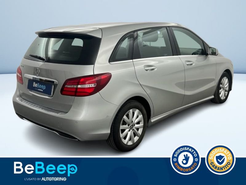 https://cdn-dk.caraffinity.it/dealer/datafiles/vehicle/images/800/35456/mw57Ofwg6DhJsugZ.jpeg