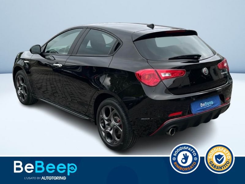 https://cdn-dk.caraffinity.it/dealer/datafiles/vehicle/images/800/35456/nz3bYF2KHFlzABqS.jpeg