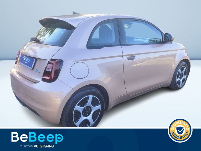 https://cdn-dk.caraffinity.it/dealer/datafiles/vehicle/images/800/35456/o0tuEggtPkww9RHs.jpeg