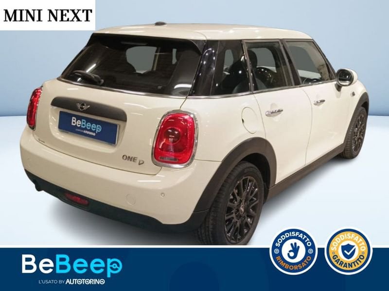 https://cdn-dk.caraffinity.it/dealer/datafiles/vehicle/images/800/35456/o6z9KtltmyCJfOkI.jpeg