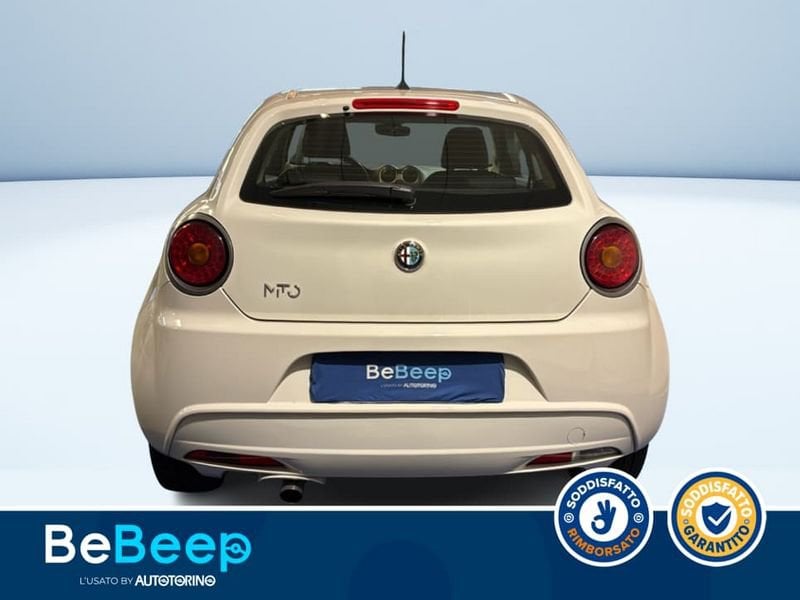 https://cdn-dk.caraffinity.it/dealer/datafiles/vehicle/images/800/35456/ofhStYoSAQLuEPVw.jpeg