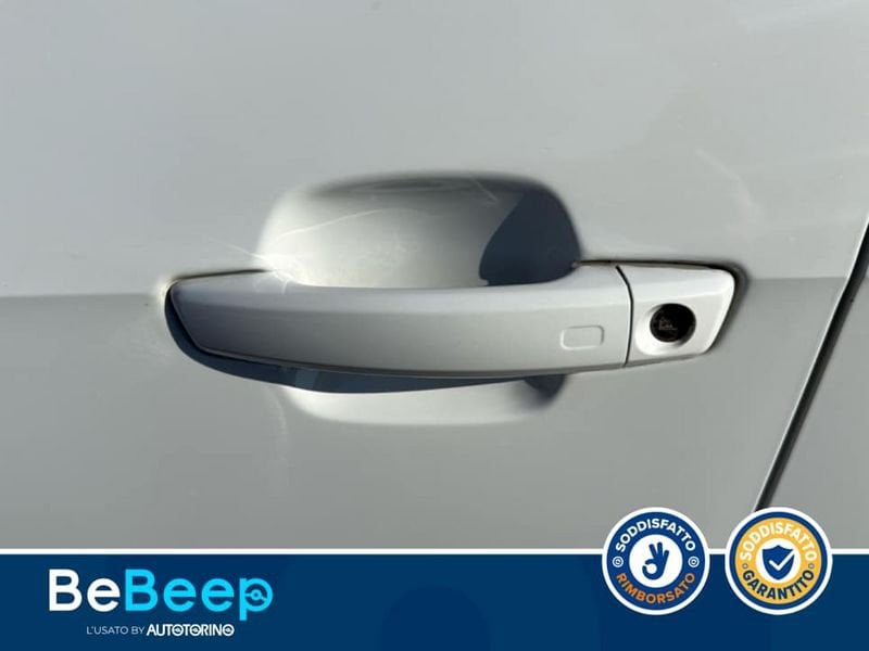 https://cdn-dk.caraffinity.it/dealer/datafiles/vehicle/images/800/35456/rUK40EbZWFo9wDRa.jpeg