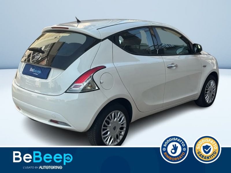 https://cdn-dk.caraffinity.it/dealer/datafiles/vehicle/images/800/35456/rj9M56oONE318a9o.jpeg