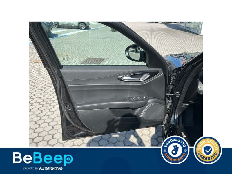 https://cdn-dk.caraffinity.it/dealer/datafiles/vehicle/images/800/35456/sVLyCtsVhUiLiePR.jpeg