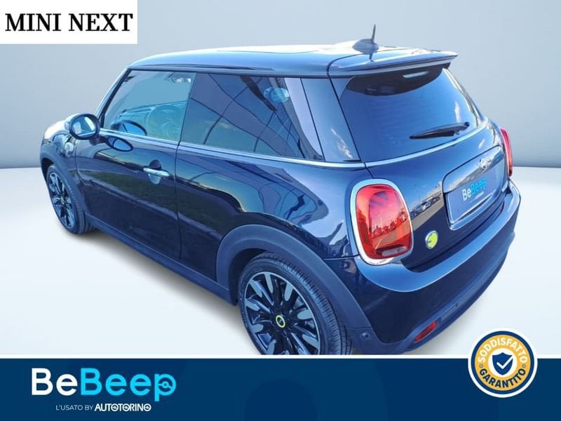 https://cdn-dk.caraffinity.it/dealer/datafiles/vehicle/images/800/35456/sXvAmxC4iKSgOwNQ.jpeg