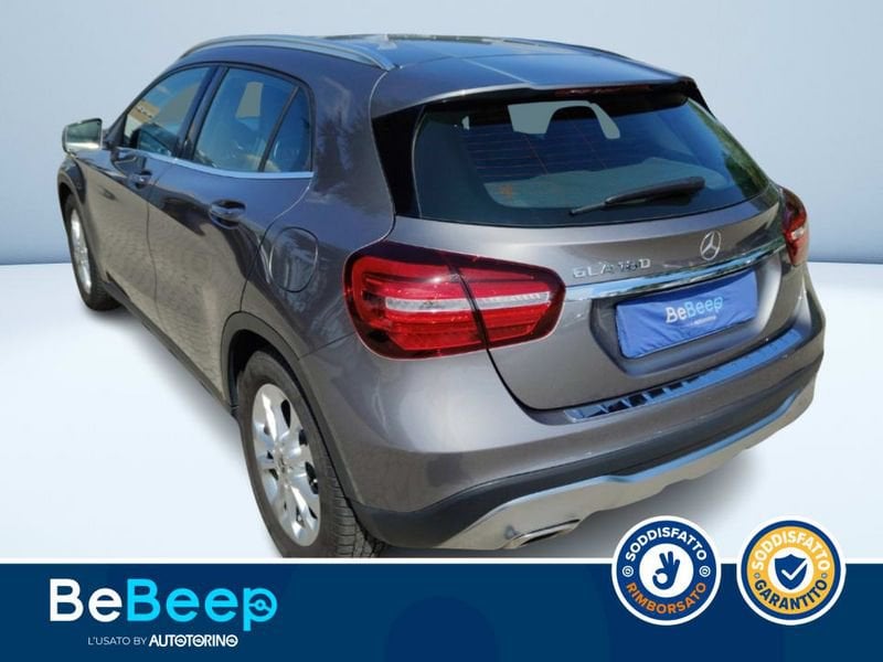 https://cdn-dk.caraffinity.it/dealer/datafiles/vehicle/images/800/35456/vkcr3LA7F9hciq8x.jpeg