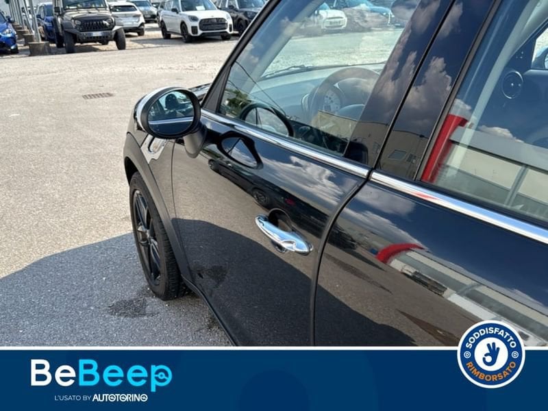 https://cdn-dk.caraffinity.it/dealer/datafiles/vehicle/images/800/35456/vpFFBLBruk9EneeF.jpeg