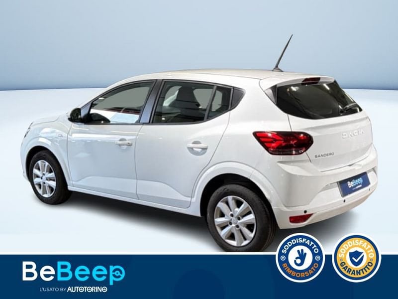 https://cdn-dk.caraffinity.it/dealer/datafiles/vehicle/images/800/35456/vvO5ckbkbTmqY6PV.jpeg