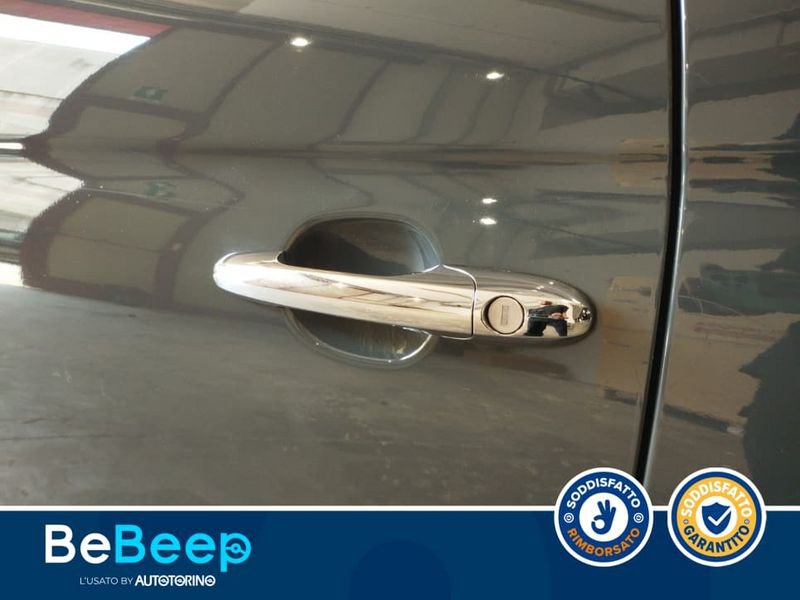 https://cdn-dk.caraffinity.it/dealer/datafiles/vehicle/images/800/35456/wUFBBptriDrFojxn.jpeg