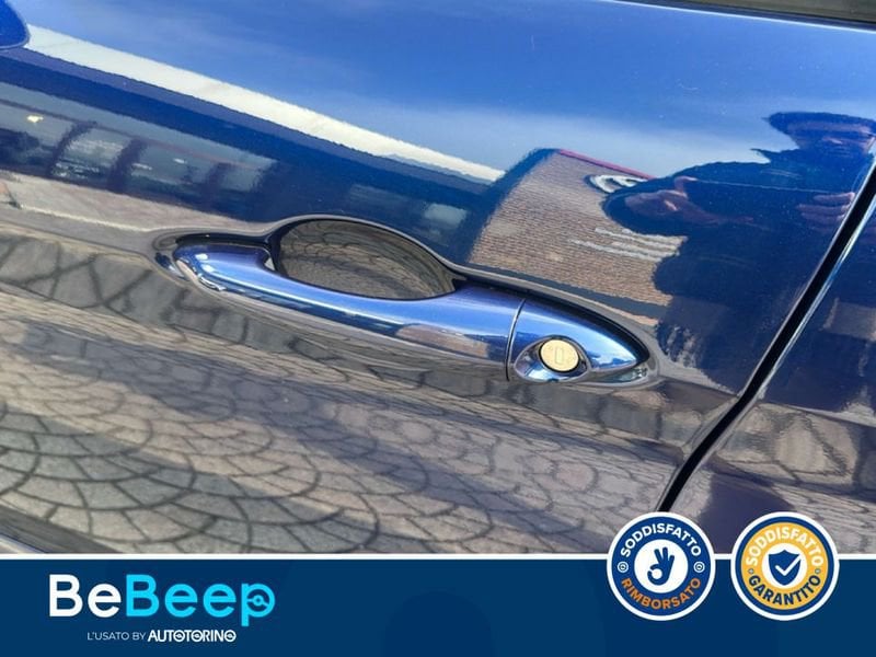 https://cdn-dk.caraffinity.it/dealer/datafiles/vehicle/images/800/35456/xifaiWX49hCzsPNk.jpeg