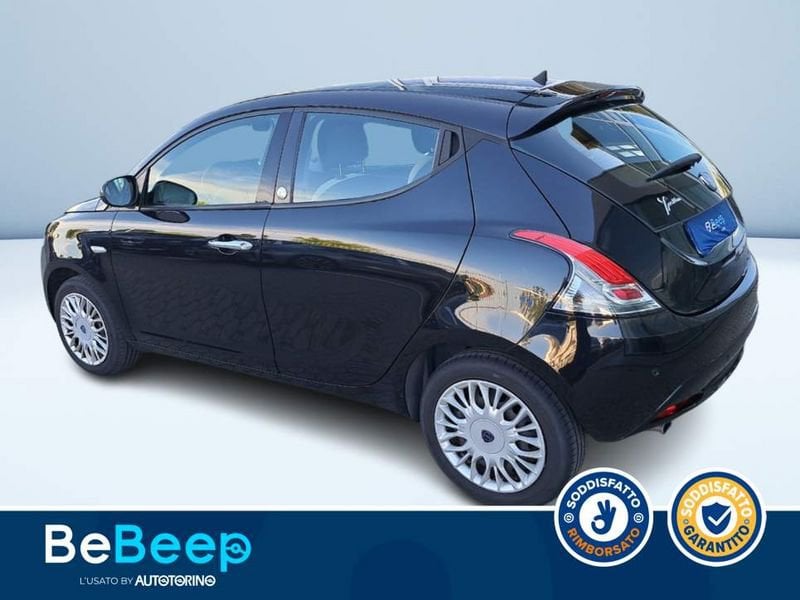 https://cdn-dk.caraffinity.it/dealer/datafiles/vehicle/images/800/35456/z19HFwTol3ibiP8C.jpeg