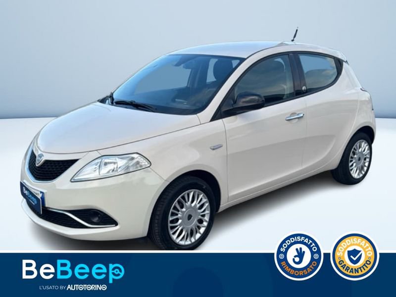 https://cdn-dk.caraffinity.it/dealer/datafiles/vehicle/images/800/35456/zi1FuHWMbn4NZnkI.jpeg?format=jpeg