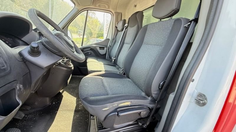 https://cdn-dk.caraffinity.it/dealer/datafiles/vehicle/images/800/780/1yhOlEVeaAixtkpM.jpeg