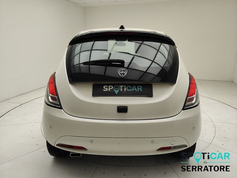 https://cdn-dk.caraffinity.it/dealer/datafiles/vehicle/images/800/780/6zvBEID0zXwiN8eo.jpeg
