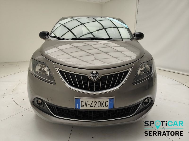 https://cdn-dk.caraffinity.it/dealer/datafiles/vehicle/images/800/780/8nNYDW6B4HIGCirD.jpeg