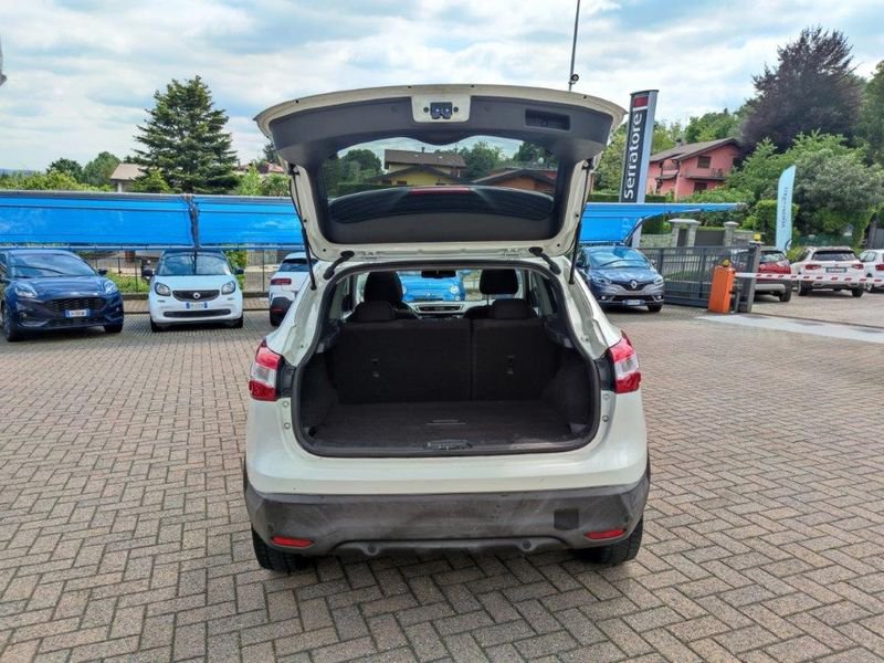 https://cdn-dk.caraffinity.it/dealer/datafiles/vehicle/images/800/780/9P1XCrgs6f9CKNVy.jpeg