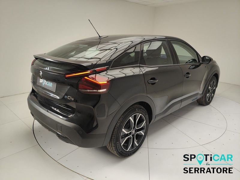 https://cdn-dk.caraffinity.it/dealer/datafiles/vehicle/images/800/780/9SOxOTUSUlk0FESq.jpeg