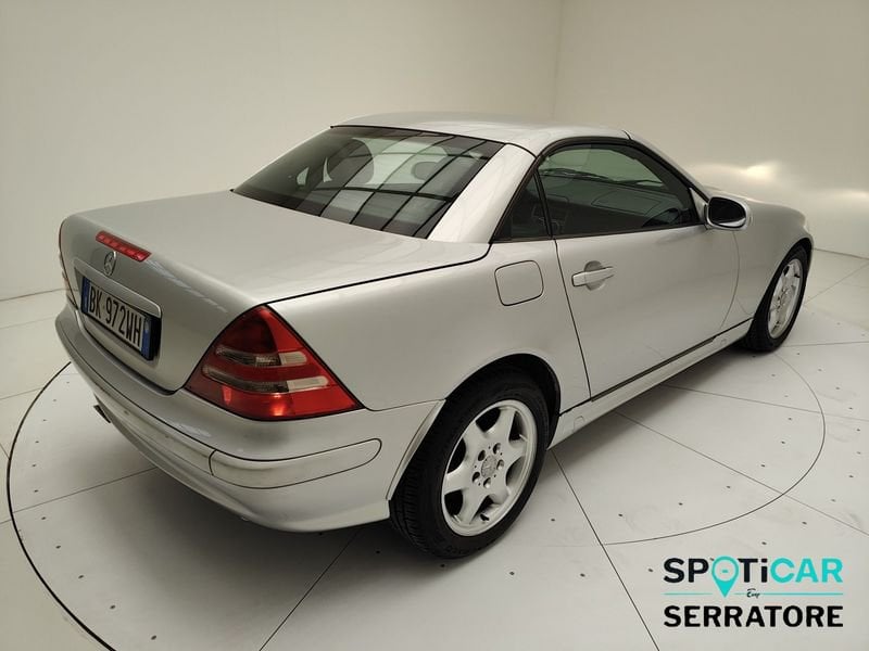 https://cdn-dk.caraffinity.it/dealer/datafiles/vehicle/images/800/780/AIC7wRbvvwZaRJt4.jpeg