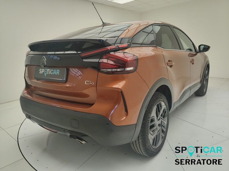 https://cdn-dk.caraffinity.it/dealer/datafiles/vehicle/images/800/780/ByyNQPY48xINcqDs.jpeg