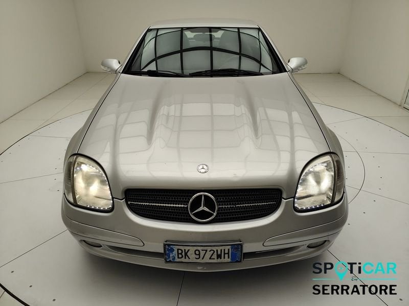 https://cdn-dk.caraffinity.it/dealer/datafiles/vehicle/images/800/780/CYQRGuOrwnB4jsfA.jpeg