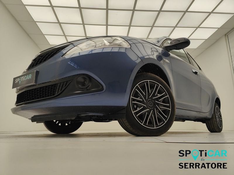 https://cdn-dk.caraffinity.it/dealer/datafiles/vehicle/images/800/780/DwVGDHYLvQDBG5ec.jpeg