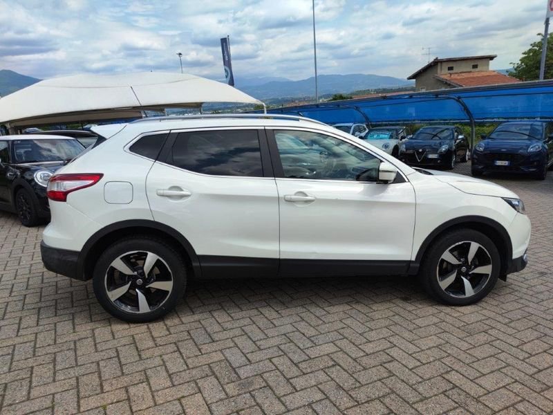 https://cdn-dk.caraffinity.it/dealer/datafiles/vehicle/images/800/780/E05yeAKU8w4h9vbe.jpeg