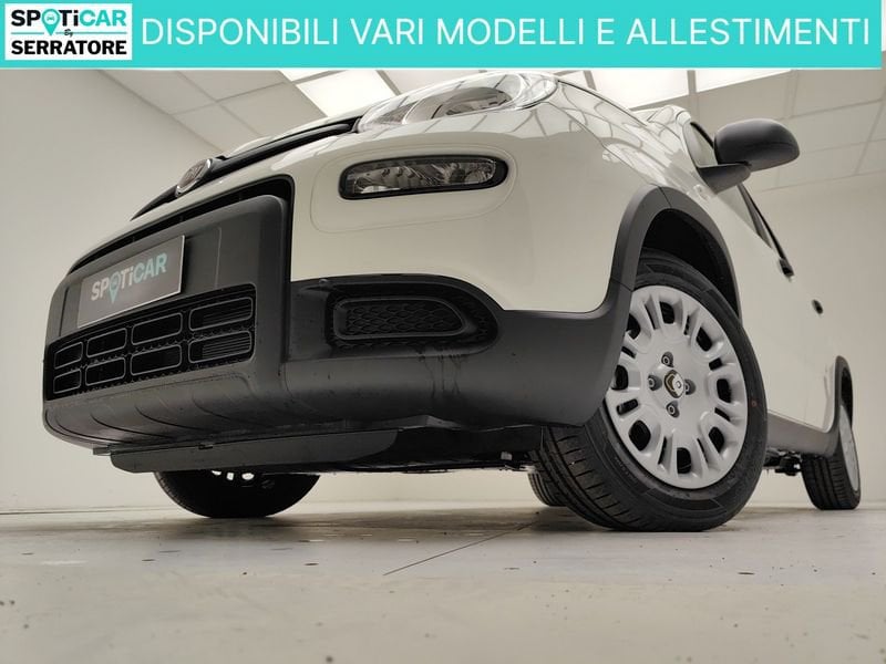 https://cdn-dk.caraffinity.it/dealer/datafiles/vehicle/images/800/780/EvD3AQJPJoh5pemA.jpeg