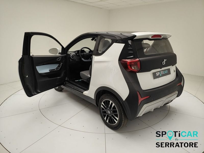 https://cdn-dk.caraffinity.it/dealer/datafiles/vehicle/images/800/780/Gox4ZZCnlzWYeMpU.jpeg