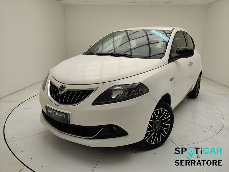 https://cdn-dk.caraffinity.it/dealer/datafiles/vehicle/images/800/780/I9JouTzo3uCZZpsP.jpeg?format=jpeg
