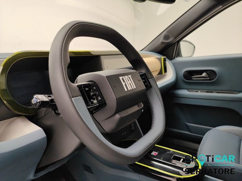 https://cdn-dk.caraffinity.it/dealer/datafiles/vehicle/images/800/780/IdcSudcaJyE1tiNZ.jpeg