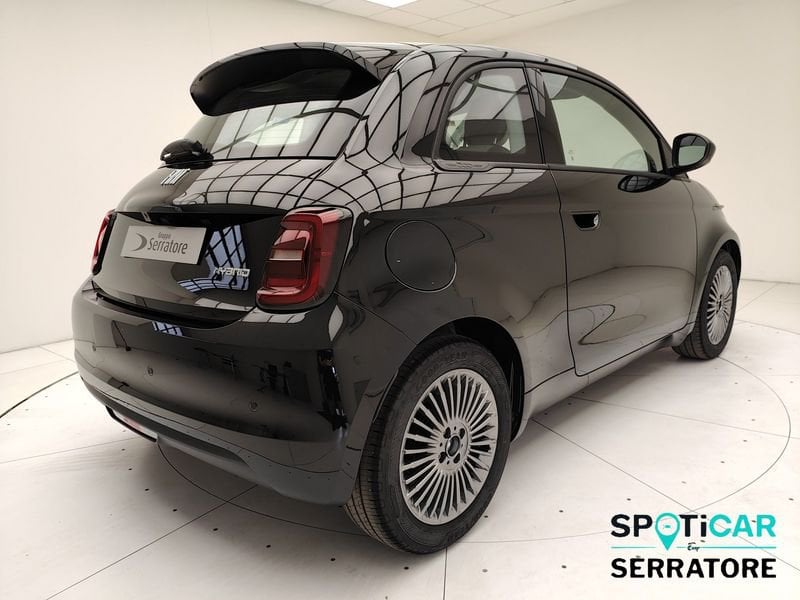 https://cdn-dk.caraffinity.it/dealer/datafiles/vehicle/images/800/780/Lu9MMSG5NdGZVRwF.jpeg